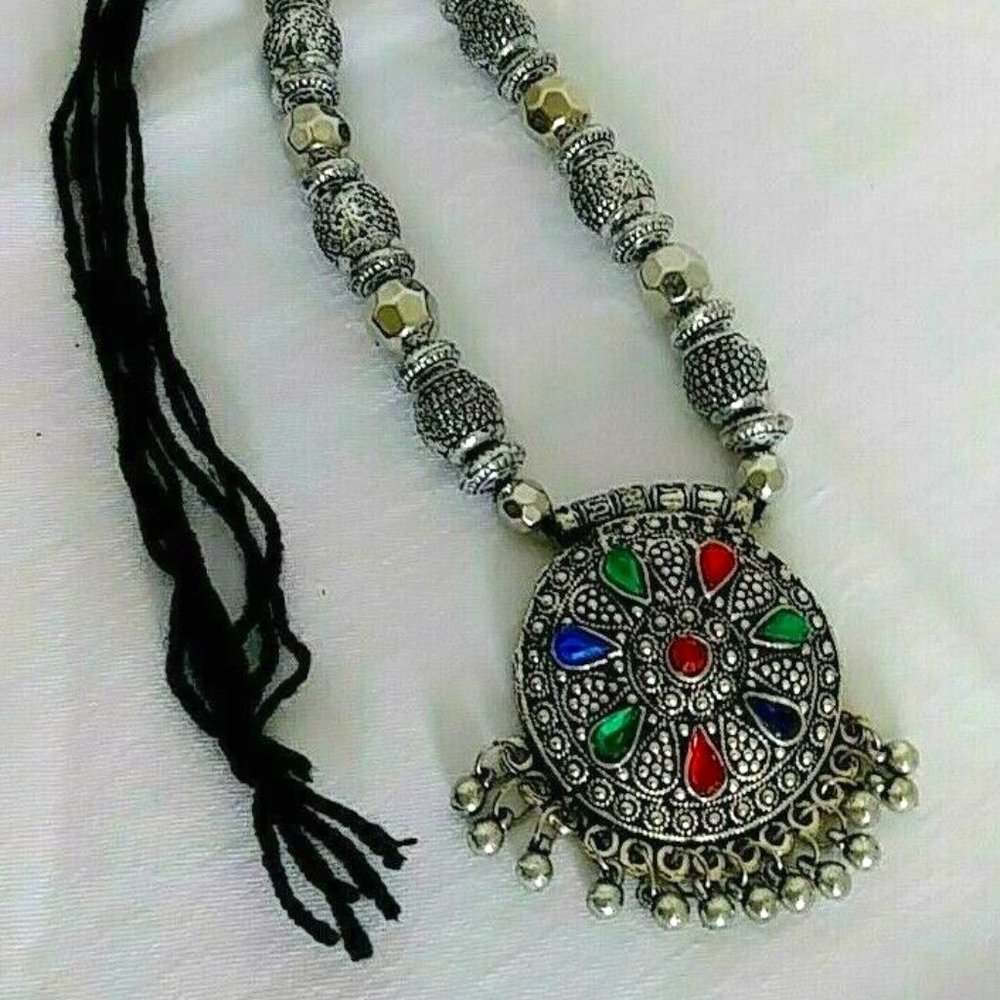 Necklace Medallion Chunky  Pendant Rhinestone